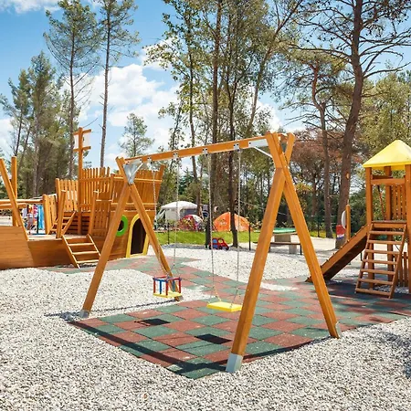 Nice Stacaravan In Vabriga With Wifi Camping Poreč