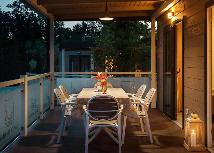 2 Bedroom Awesome Stacaravan In Vabriga 캠프장