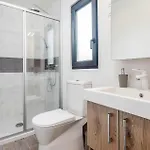 2 Bedroom Cozy Stacaravan In Vabriga 5*