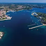 Campeggio 2 Bedroom Cozy Stacaravan In Vabriga Porec