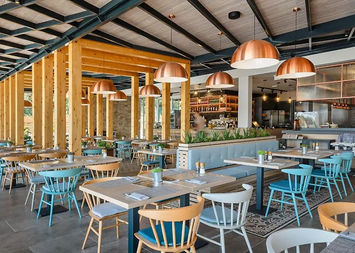 Кемпинг 2 Bedroom Awesome Stacaravan In Vabriga